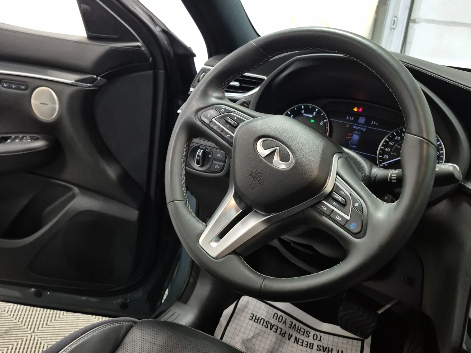 Infiniti QX30 SPORT * * CARFAX * * АВТО КРЕДИТ * * , снимка 7 - Автомобили и джипове - 55117386