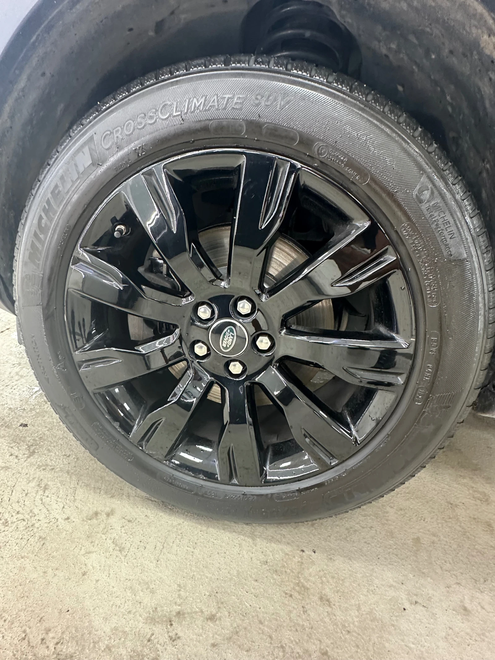Land Rover Discovery Sport, снимка 15 - Автомобили и джипове - 55627431