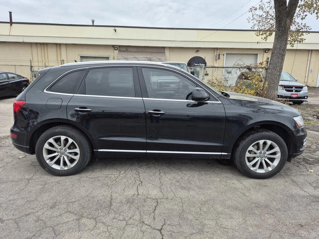 Audi Q5 Premium Plus * Панорама * АвтоКредит (ЦЕНА ДО БГ), снимка 4 - Автомобили и джипове - 56186777