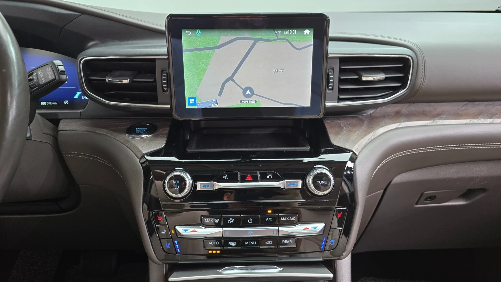 Ford Explorer 3.0 PLATINUM 4X4 * ������ ����* FULL MAX | Mobile.bg � ����������� 12