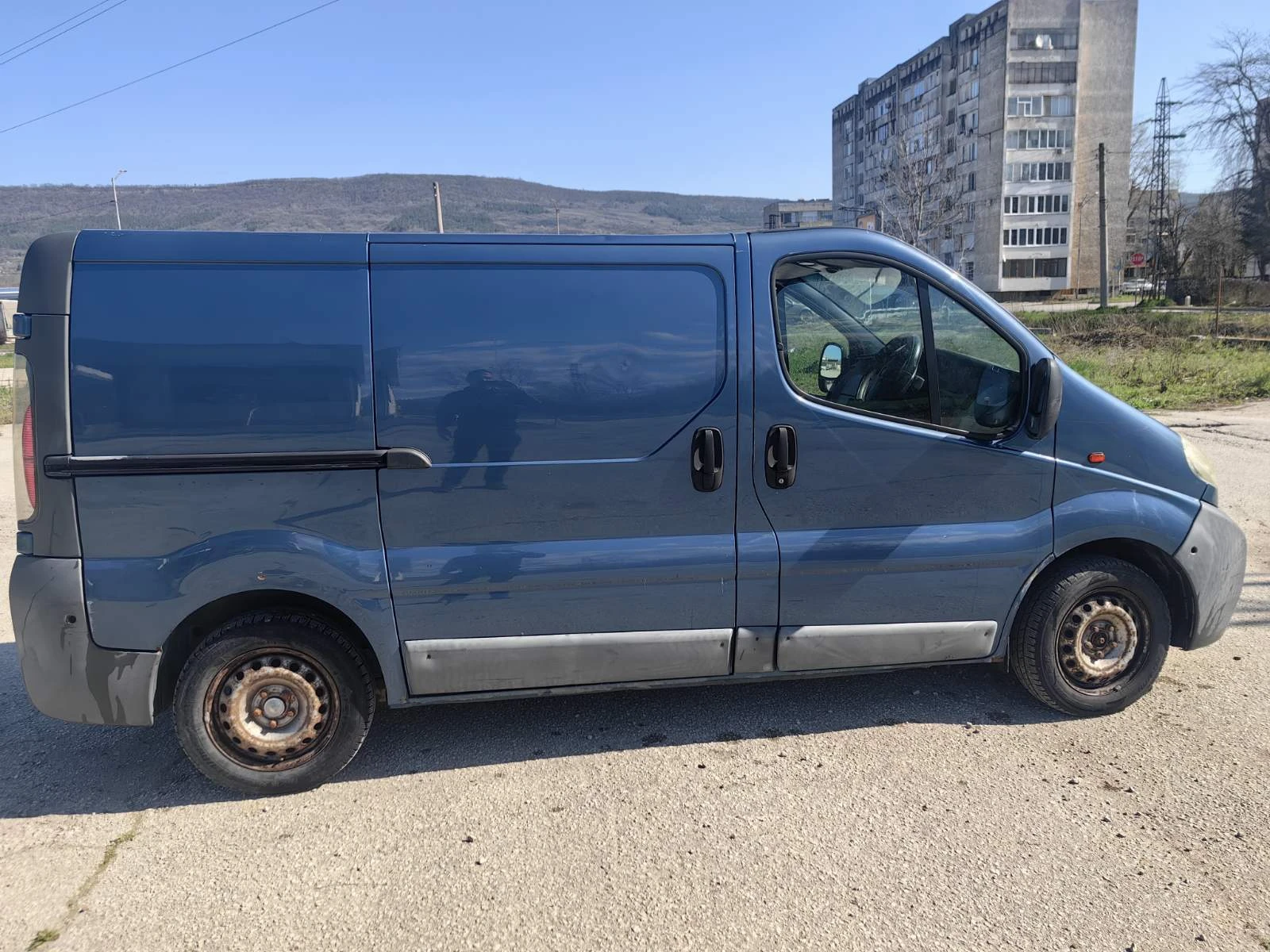 Opel Vivaro 1.9, снимка 5 - Бусове и автобуси - 54715177