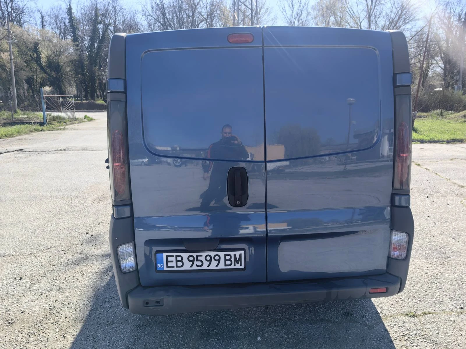 Opel Vivaro 1.9, снимка 7 - Бусове и автобуси - 54715177
