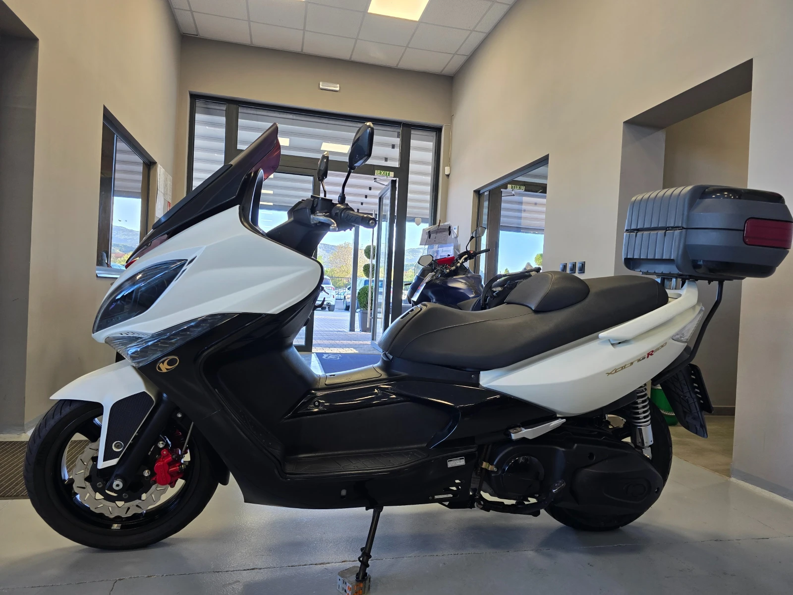 Kymco Xciting 500ie, R-2011г., снимка 6 - Мотоциклети и мототехника - 54515311