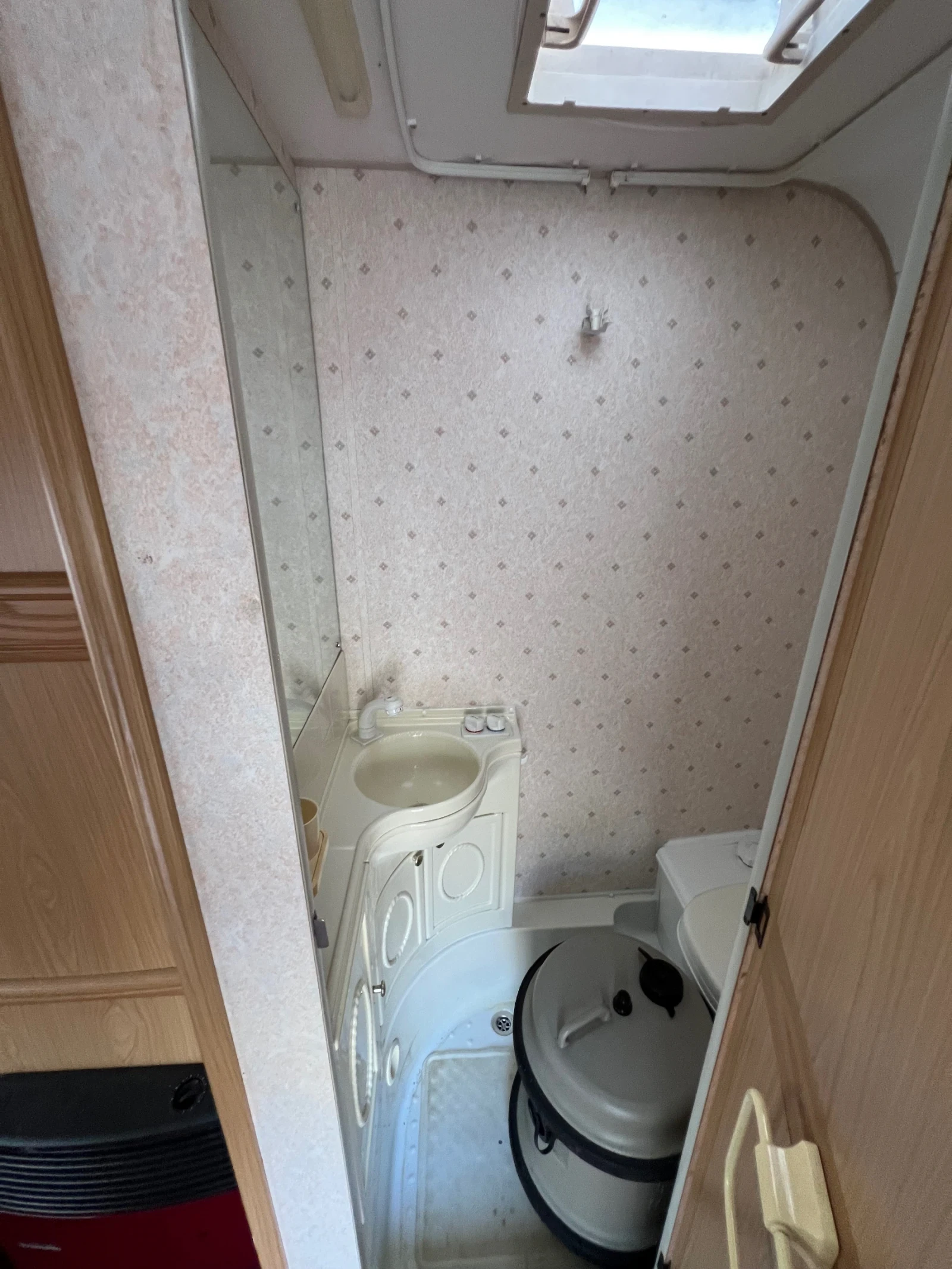  Bailey Ranger .  | Mobile.bg   12