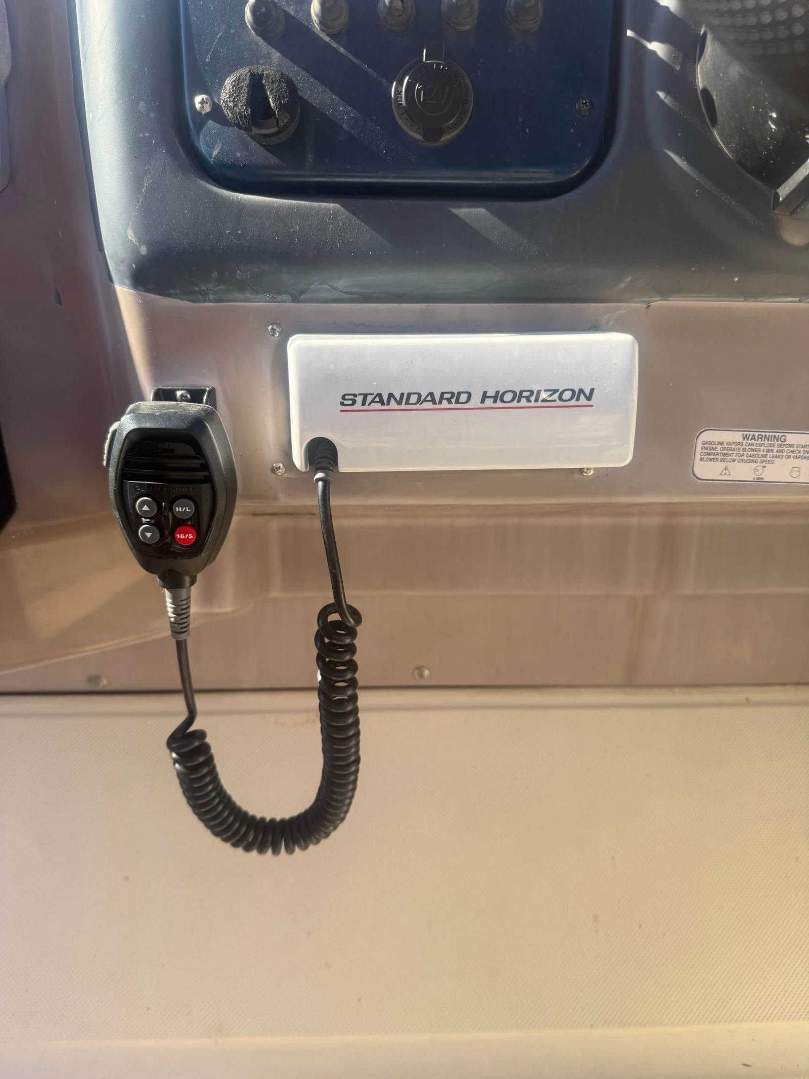 ������� ���� Regal 2665 | Mobile.bg � ����������� 12