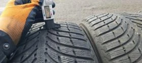 Гуми Зимни 235/55R19, снимка 4