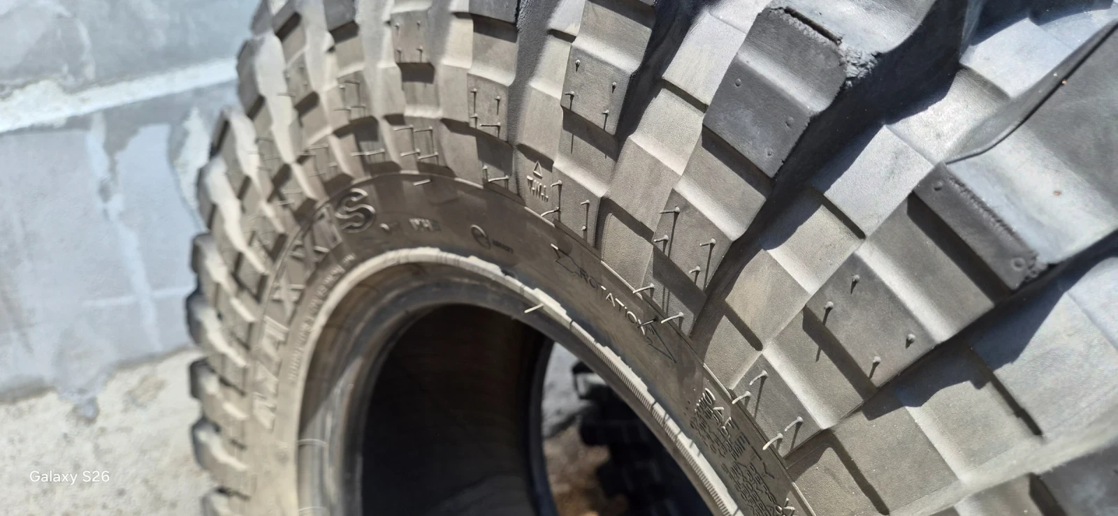 Гуми Всесезонни 125/35R16, снимка 8 - Гуми и джанти - 54804320