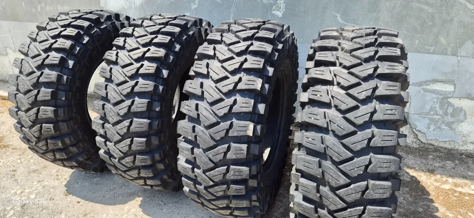 Гуми Всесезонни 125/35R16, снимка 2 - Гуми и джанти - 54804320