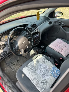 Ford Focus 1.8 Ghia, снимка 6