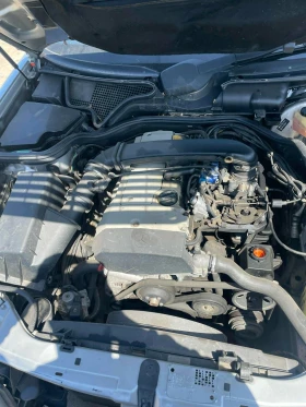 Mercedes-Benz E 200, снимка 4