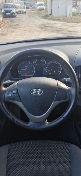 Hyundai I30 1.4 бензин и Газ 109к.с. , снимка 10