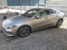 Mercedes-Benz A 220 4MATIC* FULL* РЕАЛНИ КМ* ПЕРФЕКТНА