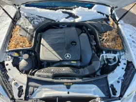 Mercedes-Benz C 300 4 MATIC / PANORAMA / CARFAX, снимка 17