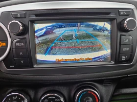 Toyota Yaris 1.3i-Автоматик, снимка 16