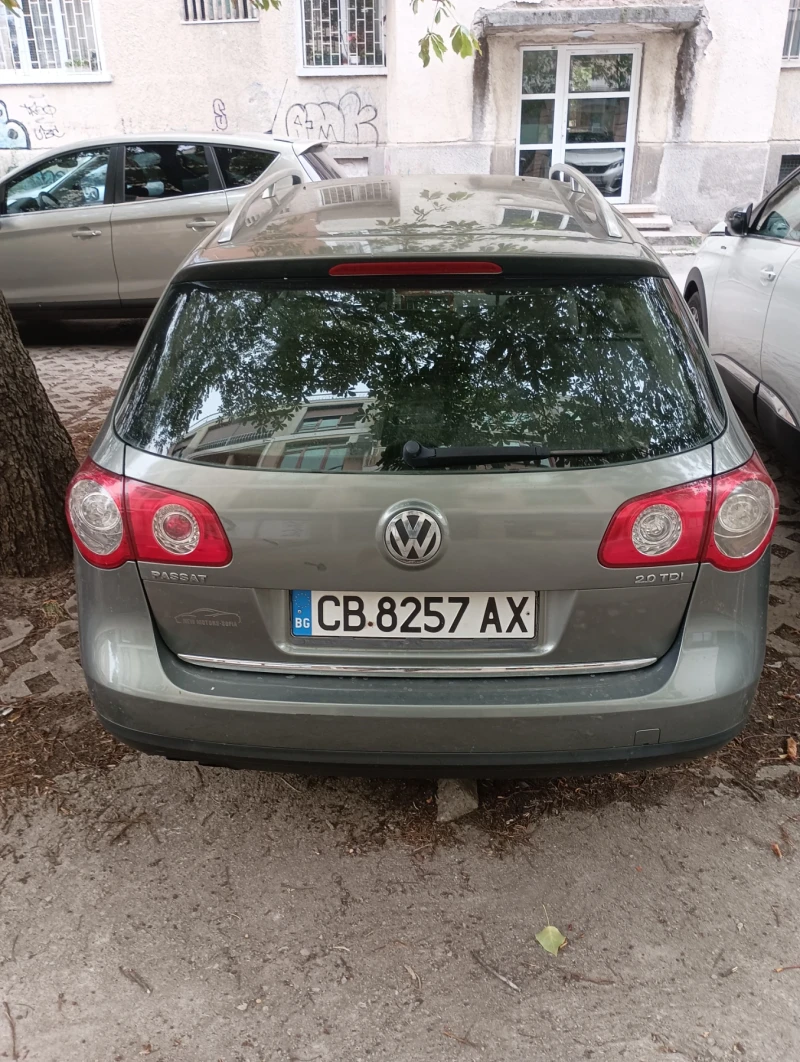 VW Passat 2.0 TDI, снимка 5 - Автомобили и джипове - 47200872