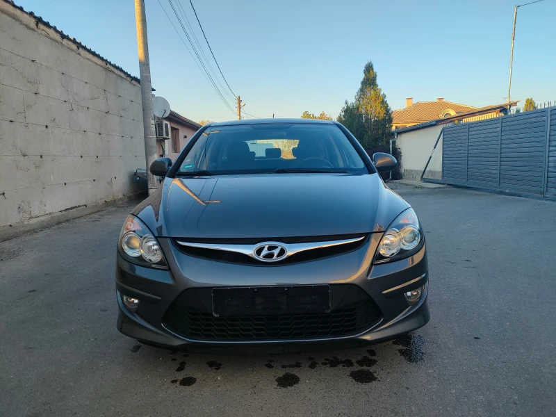 Hyundai I30 1.4i 110 Euro5, снимка 2 - Автомобили и джипове - 47636588