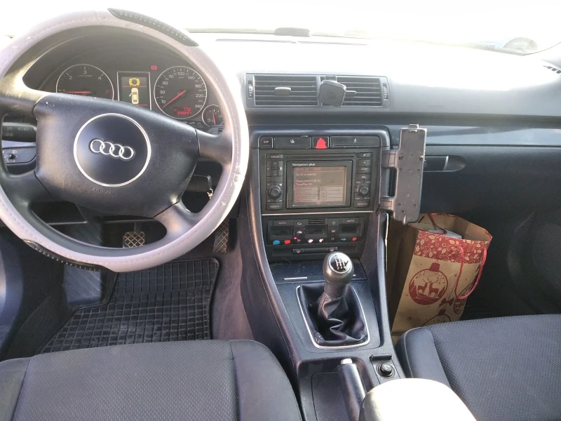 Audi A4 1.9, снимка 13 - Автомобили и джипове - 49430565