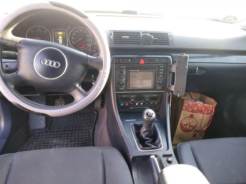 Audi A4 1.9, снимка 11 - Автомобили и джипове - 49430565