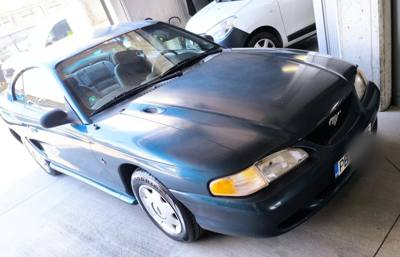 Ford Mustang V6 3800