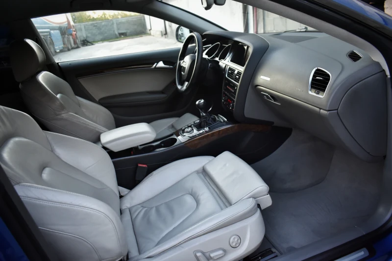 Audi A5 3.0TDI , снимка 8 - Автомобили и джипове - 52284685