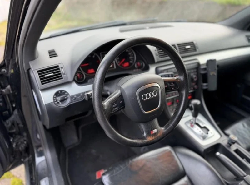 Audi A4 3.0TDI, снимка 11 - Автомобили и джипове - 52908554