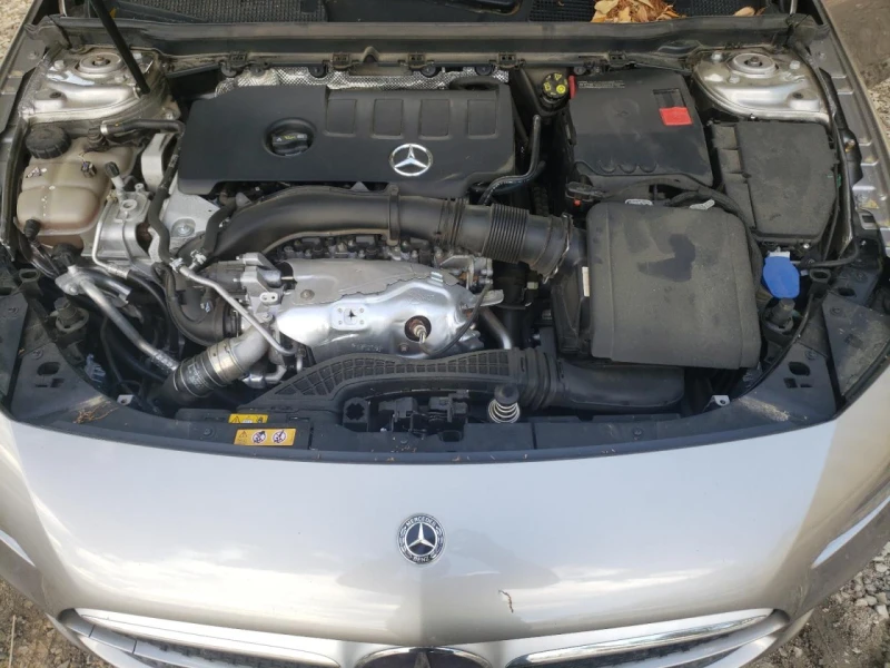 Mercedes-Benz A 220 4MATIC* FULL* РЕАЛНИ КМ* ПЕРФЕКТНА, снимка 11 - Автомобили и джипове - 53133835