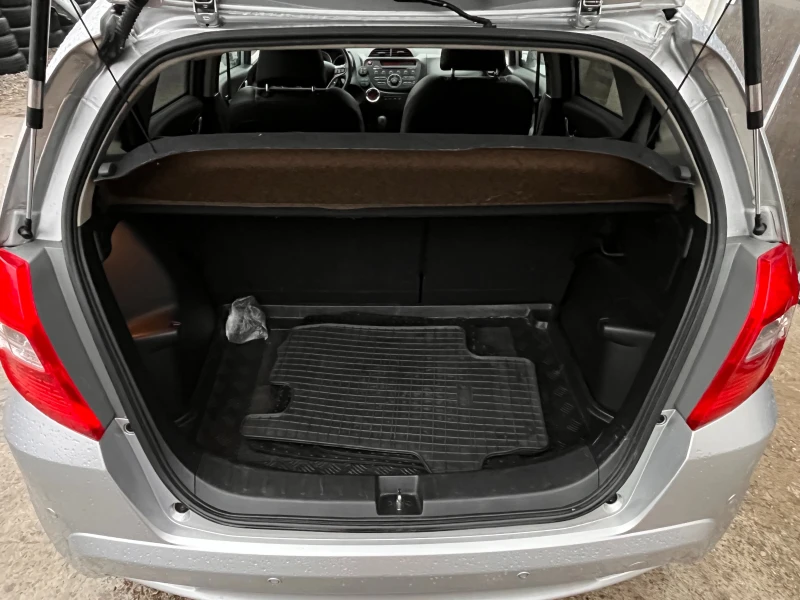 Honda Jazz 1.4i EXCLUSIVE - АВТОМАТИК, снимка 17 - Автомобили и джипове - 53239173