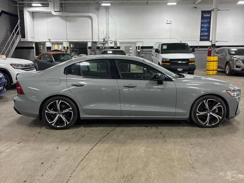 Volvo S60 * Ultimate Dark Theme * CARFAX * ЦЕНА ДО БГ, снимка 3 - Автомобили и джипове - 53303541