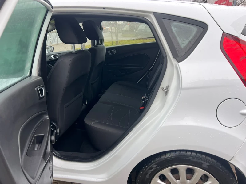 Ford Fiesta 1.5TDCi, снимка 13 - Автомобили и джипове - 53380172
