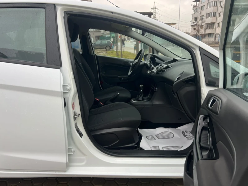 Ford Fiesta 1.5TDCi, снимка 11 - Автомобили и джипове - 53380172