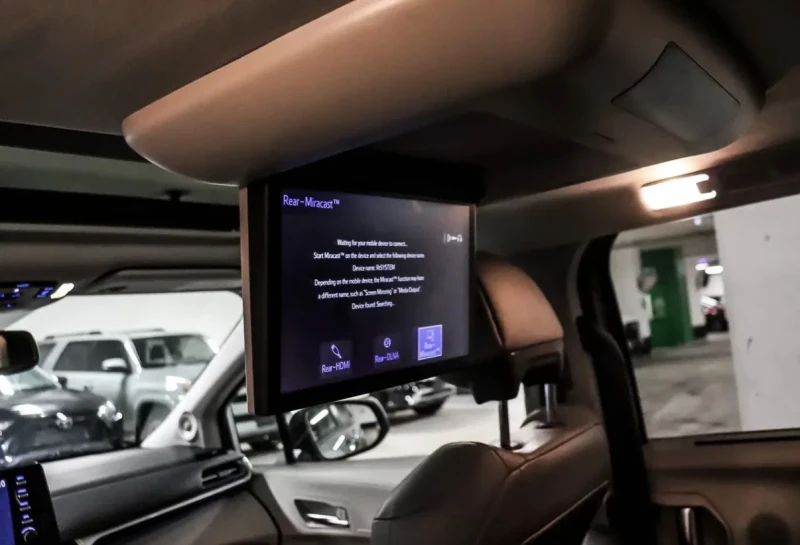 Toyota Sienna Hybrid Limited * * AWD * * 7 Места * * Carfax * * , снимка 12 - Автомобили и джипове - 53578312