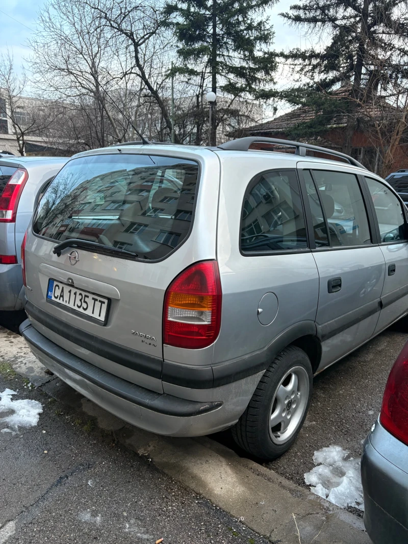 Opel Zafira 1.6, снимка 4 - Автомобили и джипове - 53597181