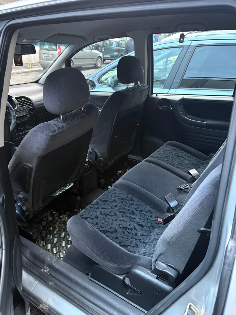 Opel Zafira 1.6, снимка 6 - Автомобили и джипове - 53597181