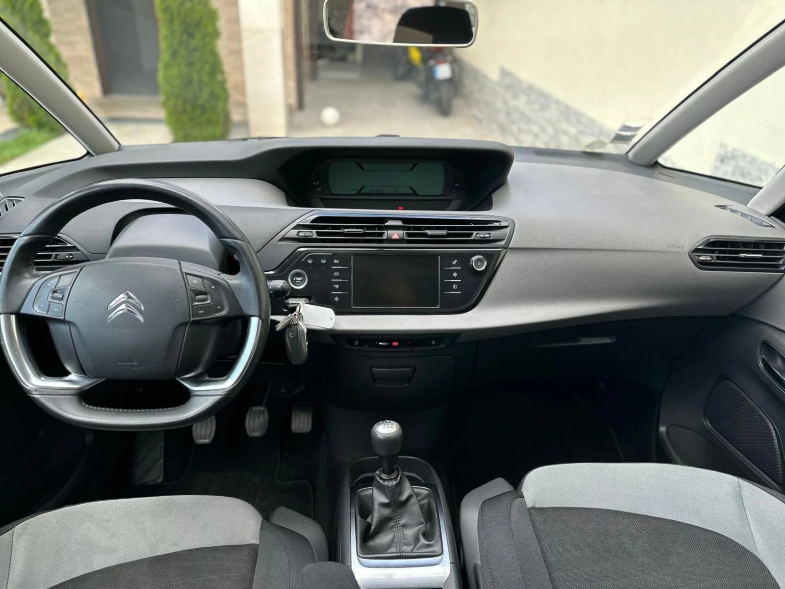 Citroen C4 Picasso 1.6HDi - изображение 7
