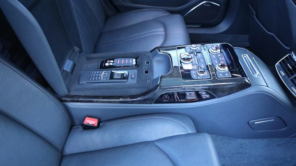 Audi A8 L 2-ри собственик 3хТВ B&O - изображение 7