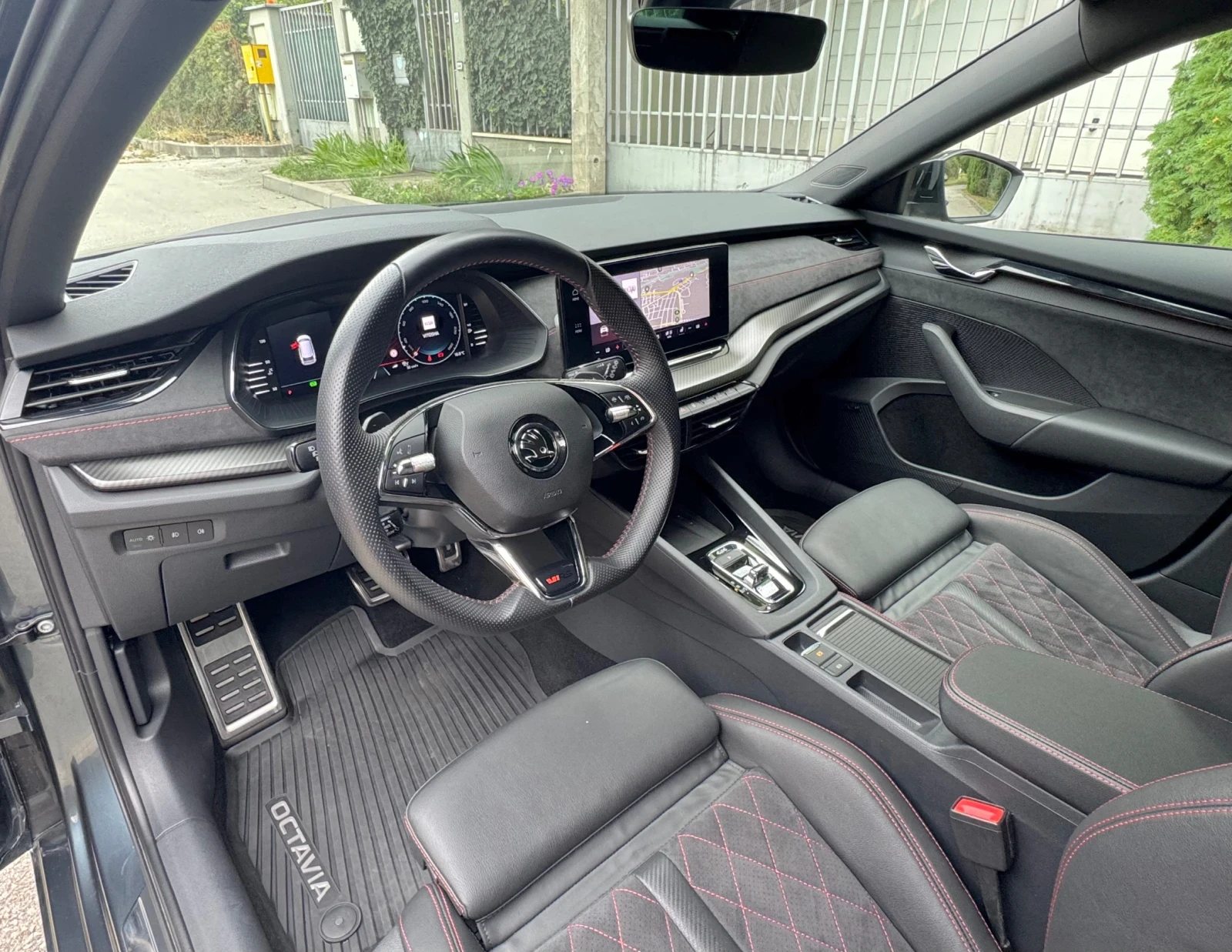 Skoda Octavia 2.0TDi* VRS* 4x4* 50 000км.* CANTON* HEAD UP* МАСА - изображение 5