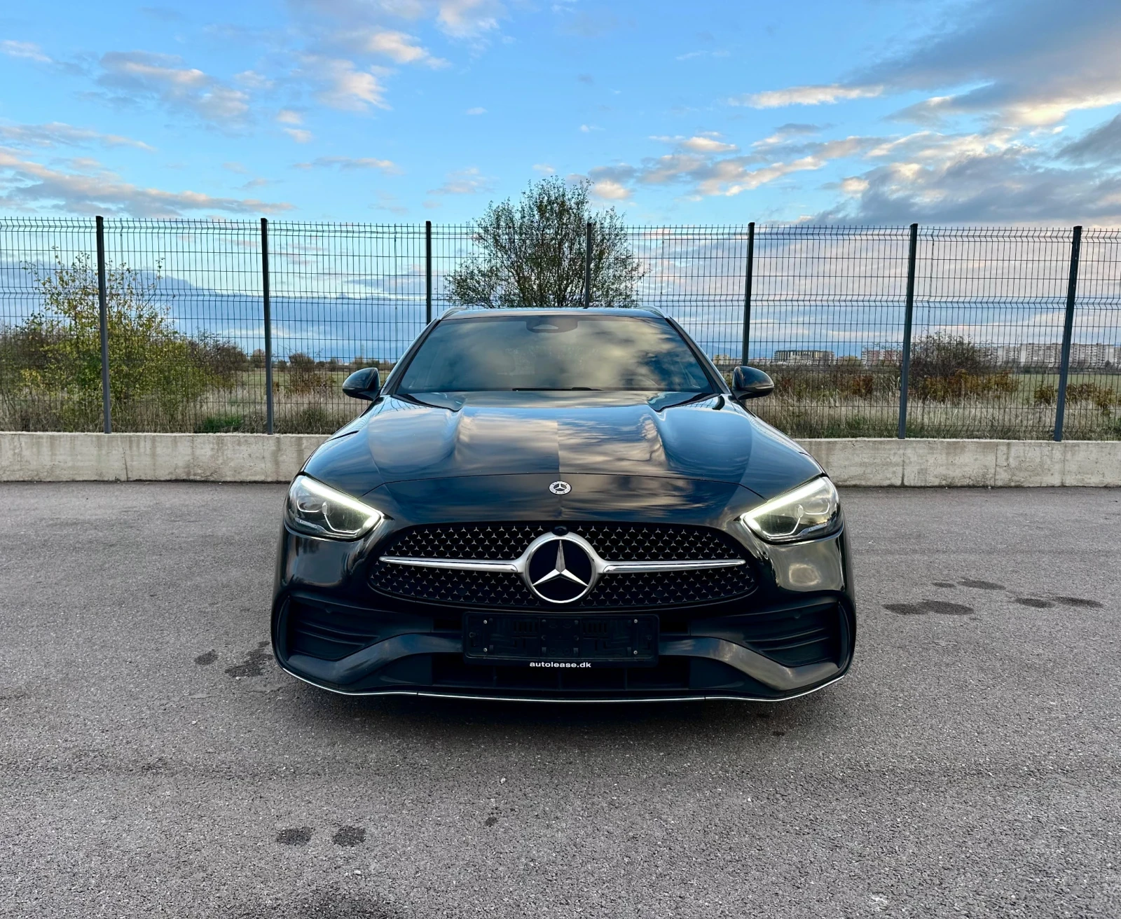 Mercedes-Benz C 220 d AMG LINE - изображение 2