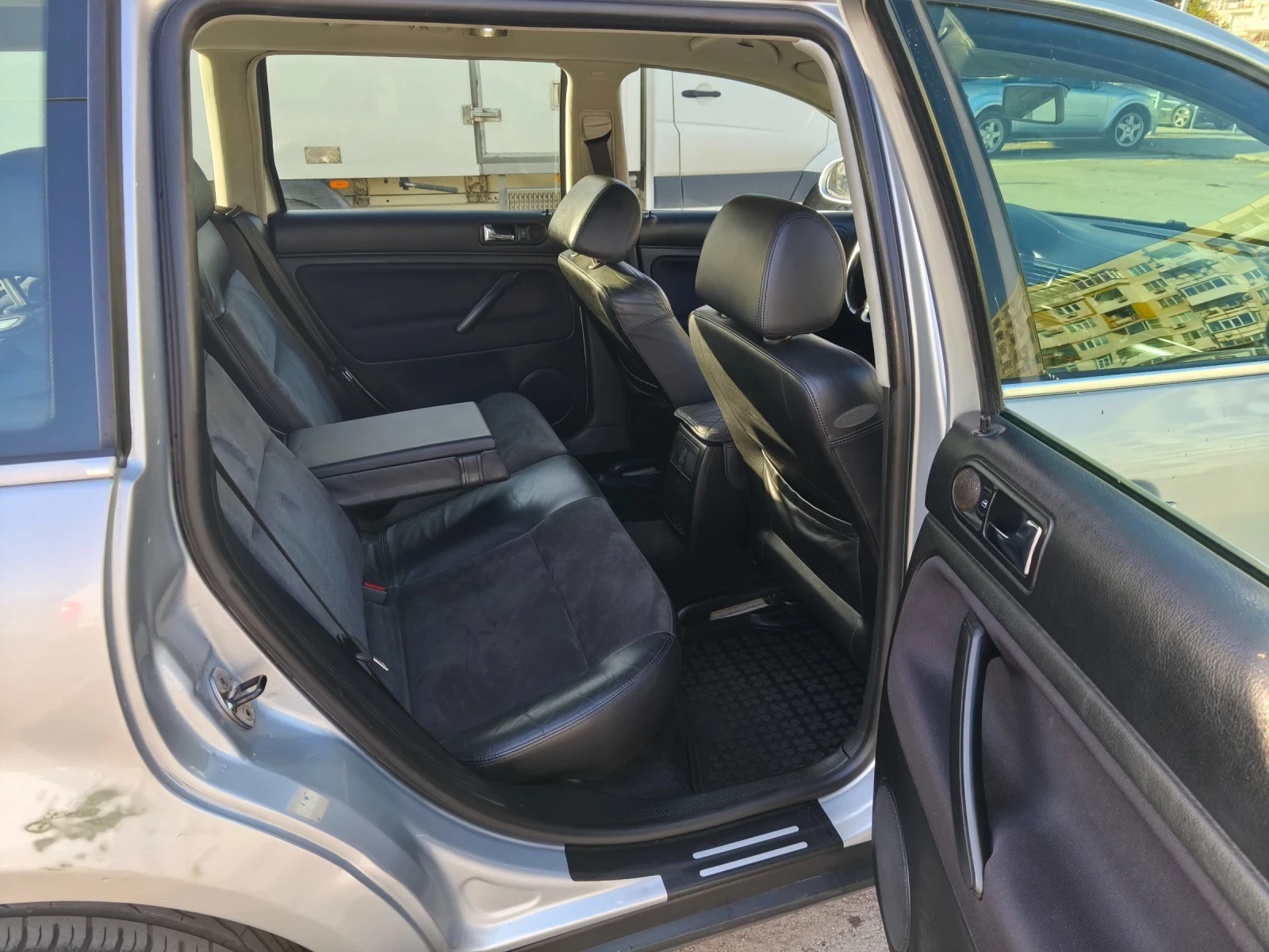 VW Passat, снимка 6 - Автомобили и джипове - 53569722