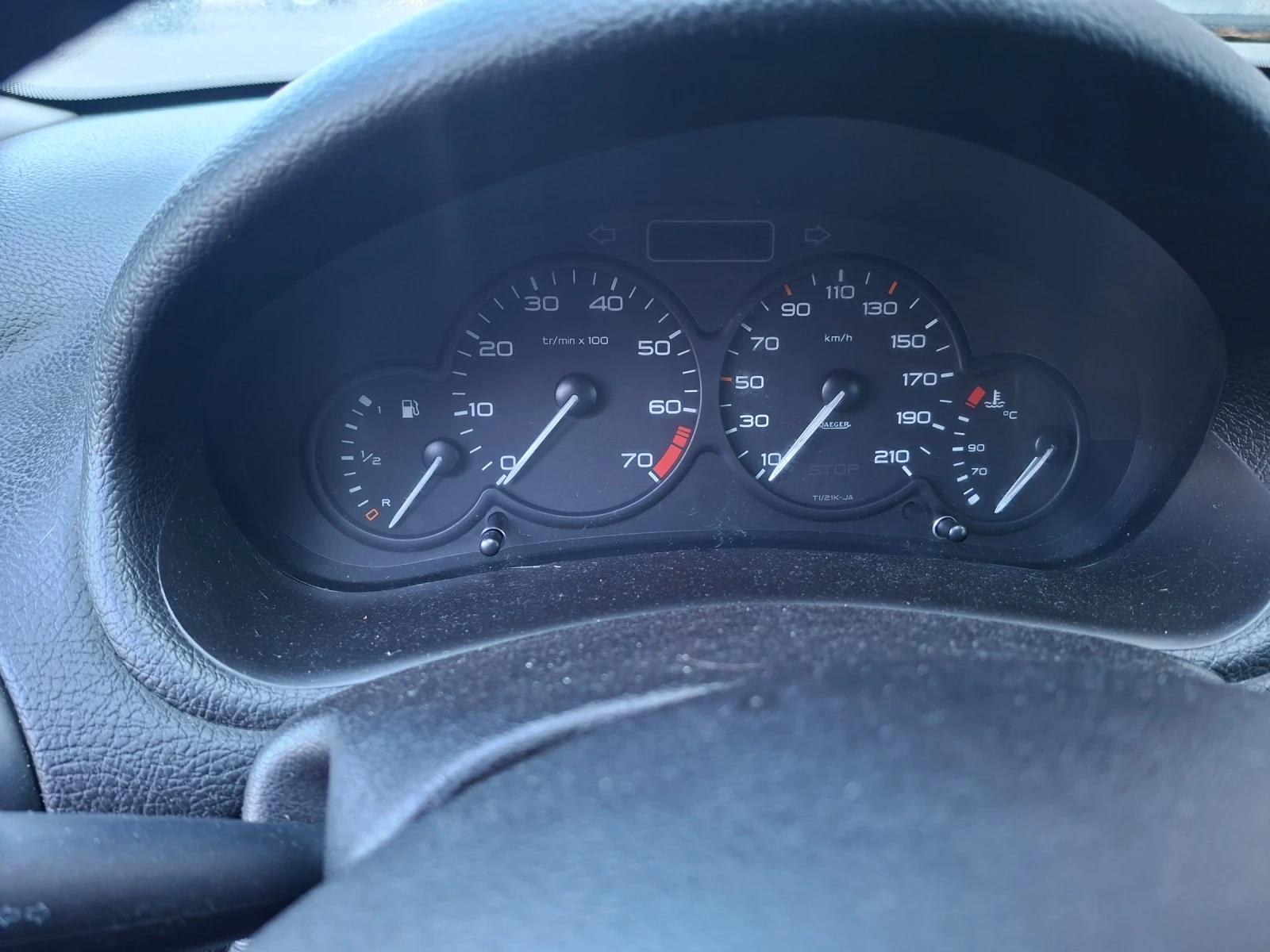 Peugeot 206, снимка 7 - Автомобили и джипове - 53732828