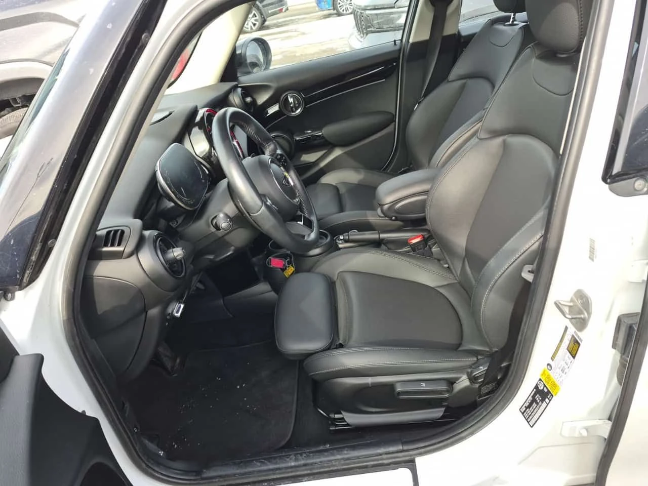 Mini Cooper s S| PANORAMA| ПОДГРЕВИ| 2 КЛЮЧА| CARFAX  , снимка 9 - Автомобили и джипове - 53818472