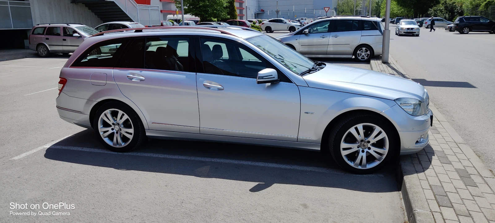 Mercedes-Benz C 180, снимка 2 - Автомобили и джипове - 53847602