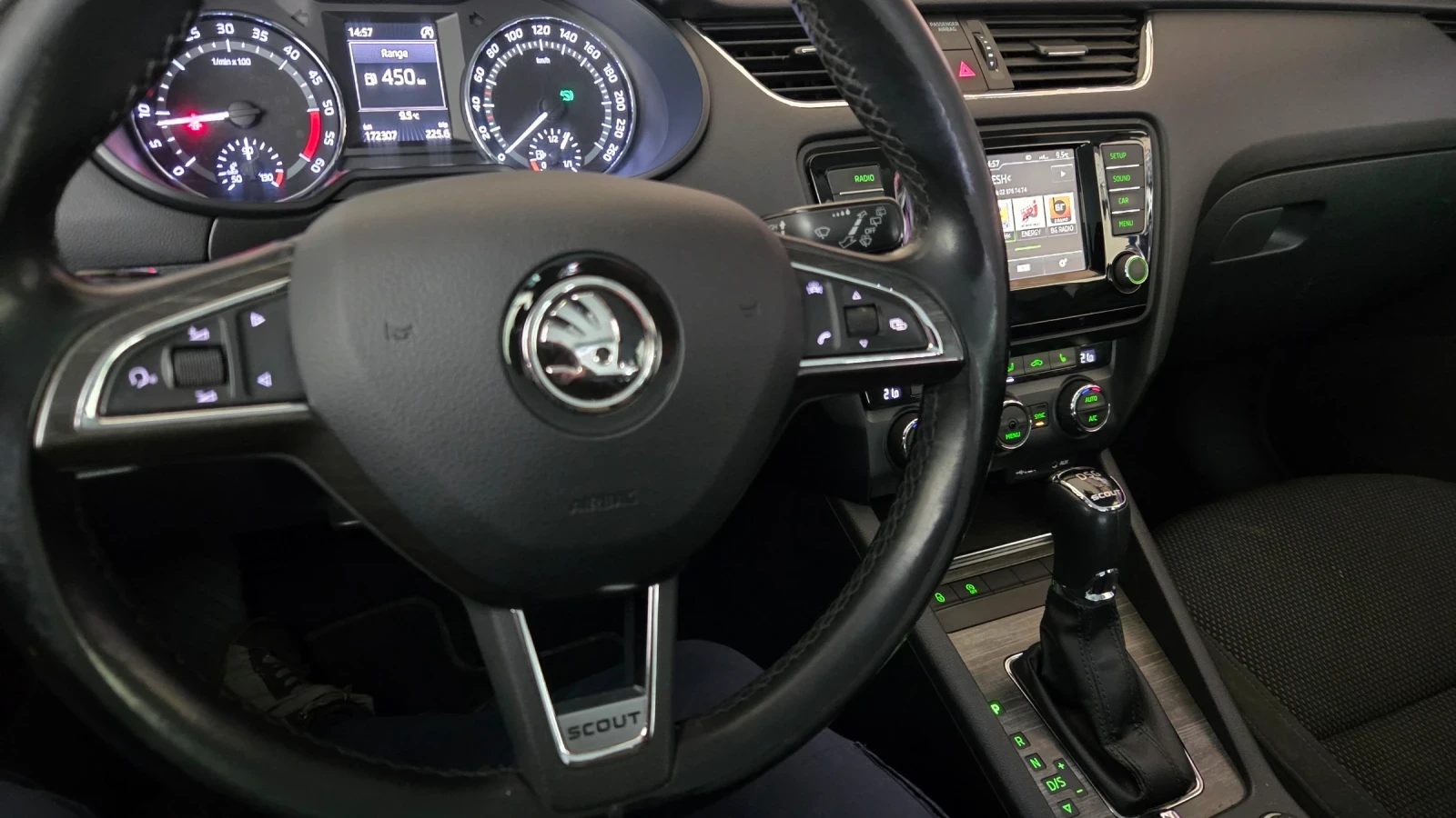 Skoda Octavia Scout 2.0tdi 184кс DSG, снимка 12 - Автомобили и джипове - 53926699