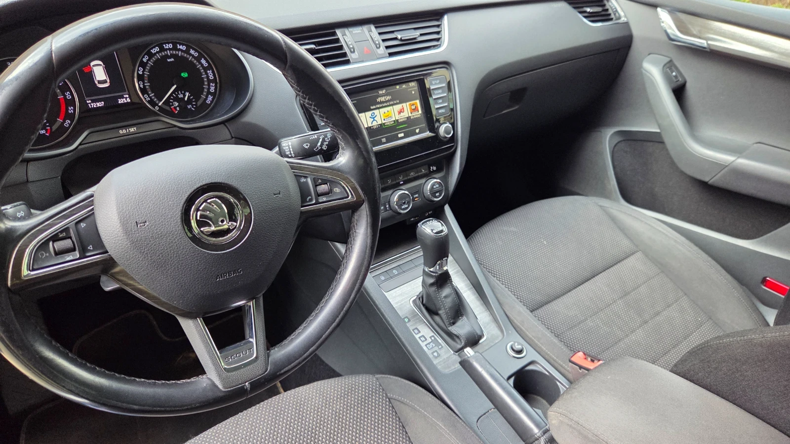 Skoda Octavia Scout 2.0tdi 184кс DSG, снимка 10 - Автомобили и джипове - 53926699