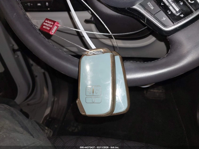 Kia Carnival 3.5l Mpv Sx, снимка 11 - Автомобили и джипове - 54124237