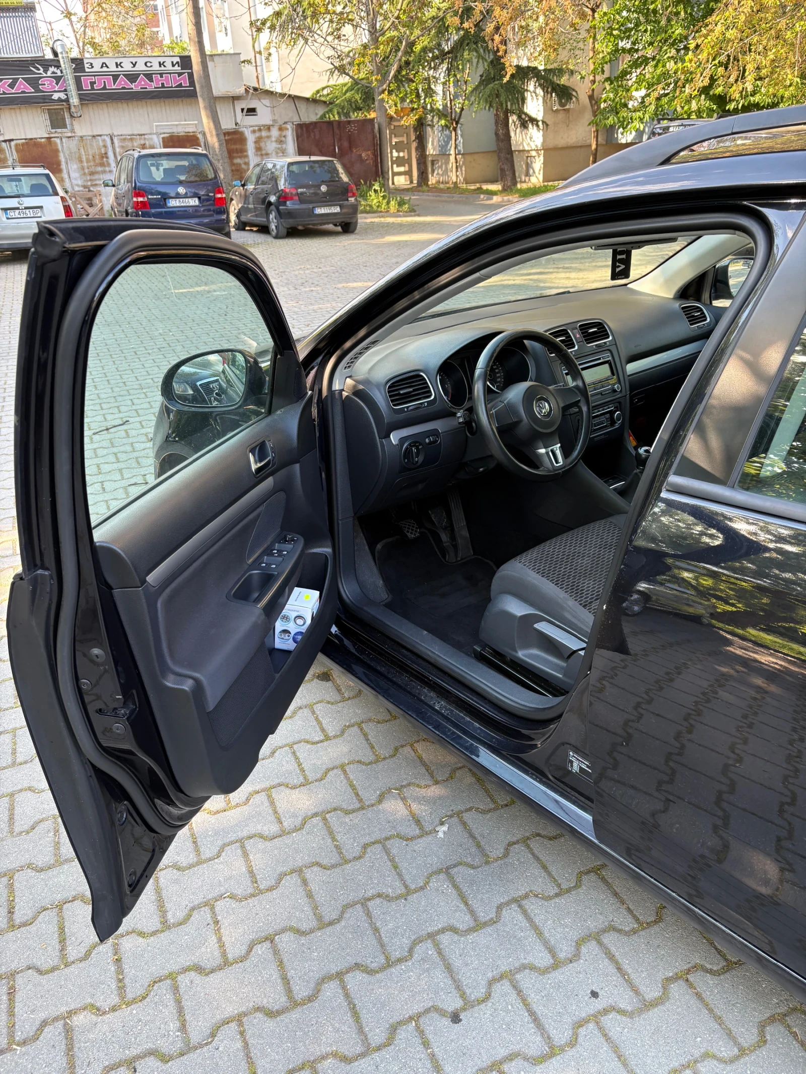 VW Golf 6, снимка 12 - Автомобили и джипове - 54445343