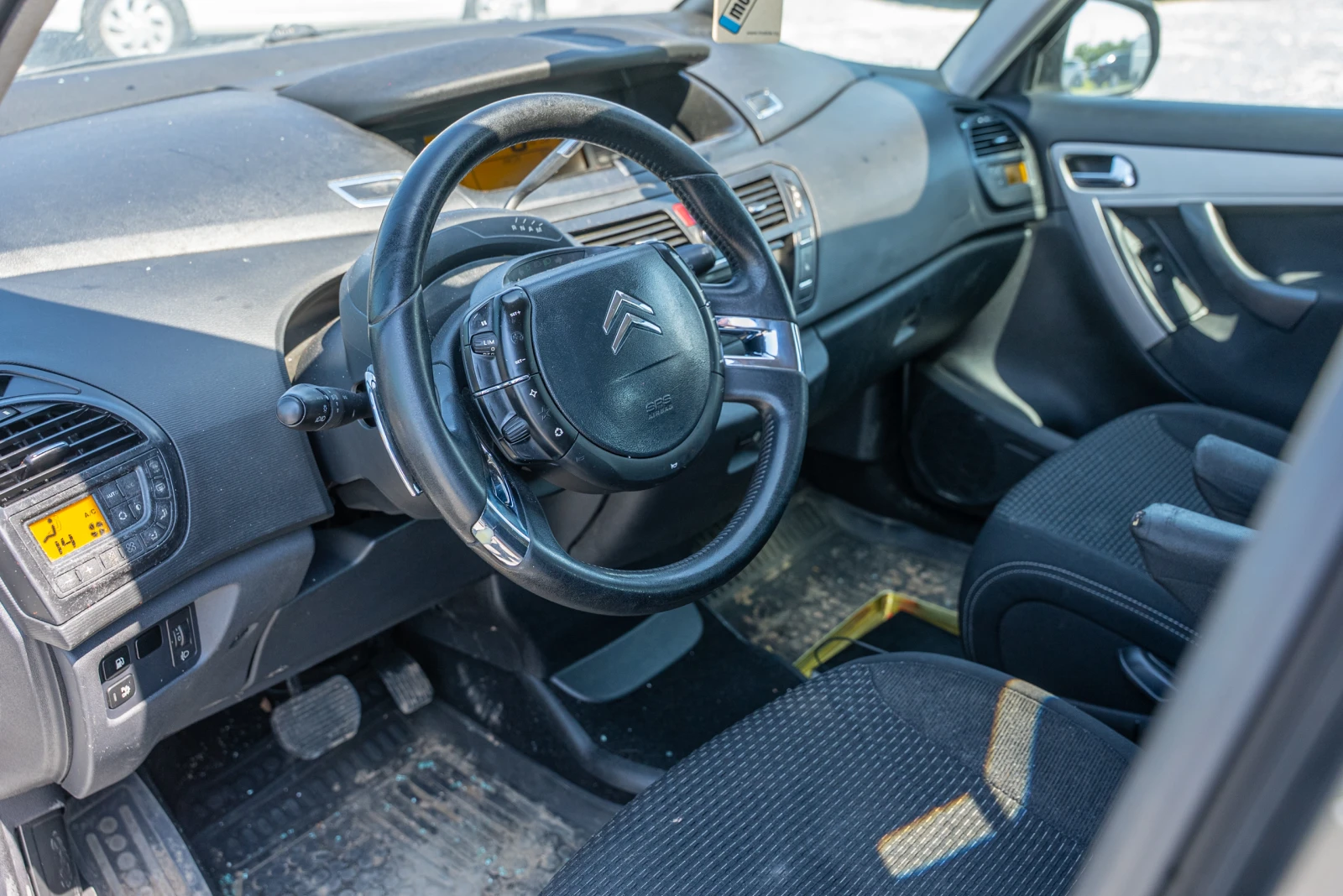 Citroen C4 Picasso 2.0 HDI, снимка 5 - Автомобили и джипове - 54509161