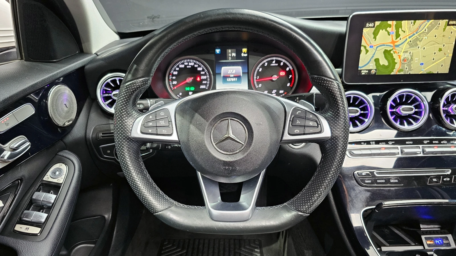 Mercedes-Benz C 200 AMG PK* BURMASTER* AMBIENT* KEYLESS* КРАЙНА ЦЕНА, снимка 6 - Автомобили и джипове - 54525942