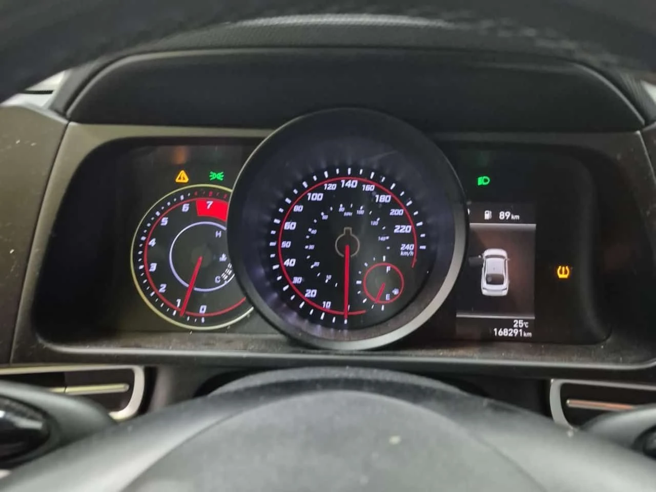 Hyundai Elantra * ULTIMATE * АВТОКРЕДИТ БЕЗ ПЪРВОНАЧАЛНА ВНОСКА * , снимка 11 - Автомобили и джипове - 54607460