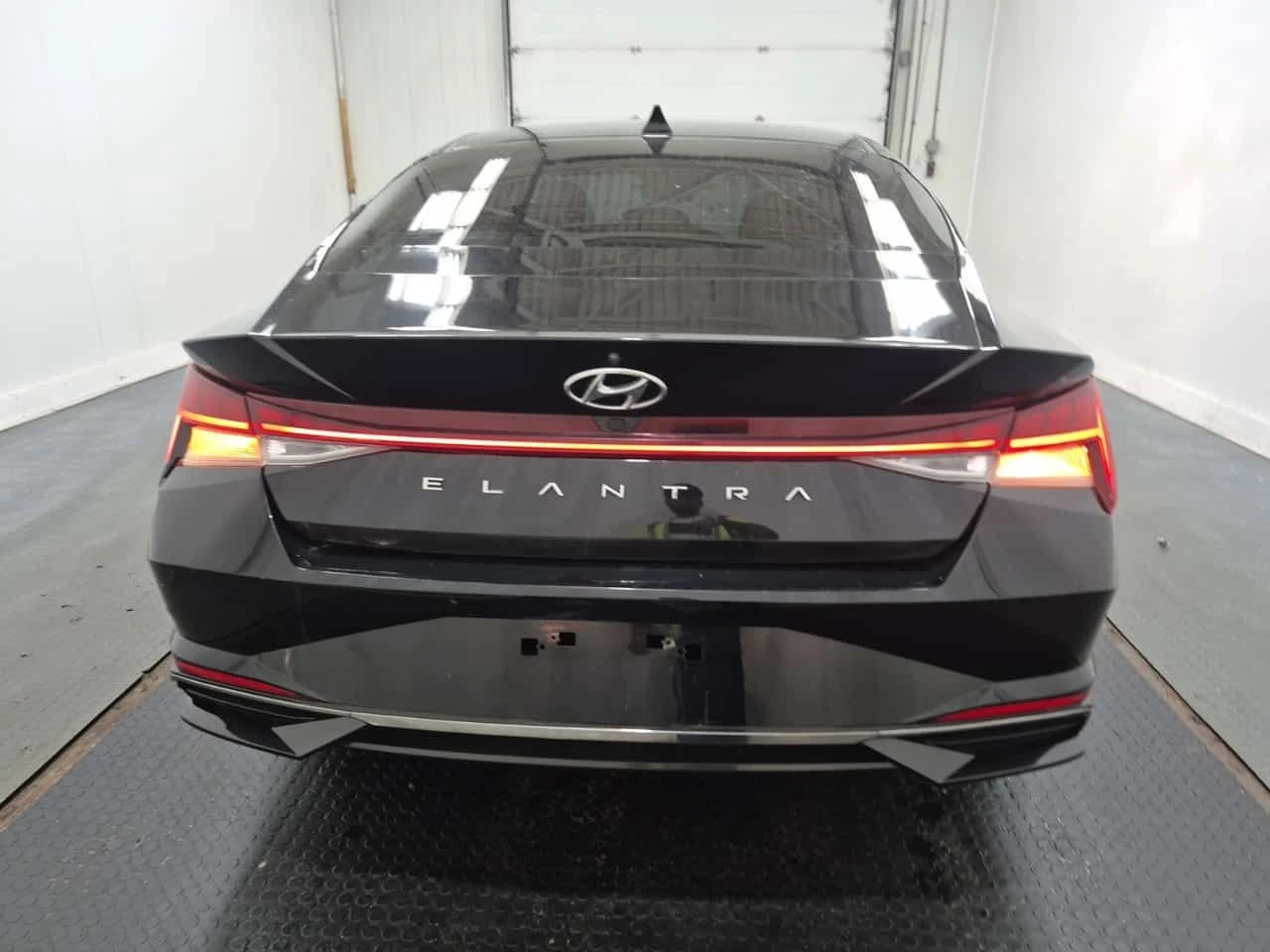Hyundai Elantra * ULTIMATE * АВТОКРЕДИТ БЕЗ ПЪРВОНАЧАЛНА ВНОСКА * , снимка 7 - Автомобили и джипове - 54607460