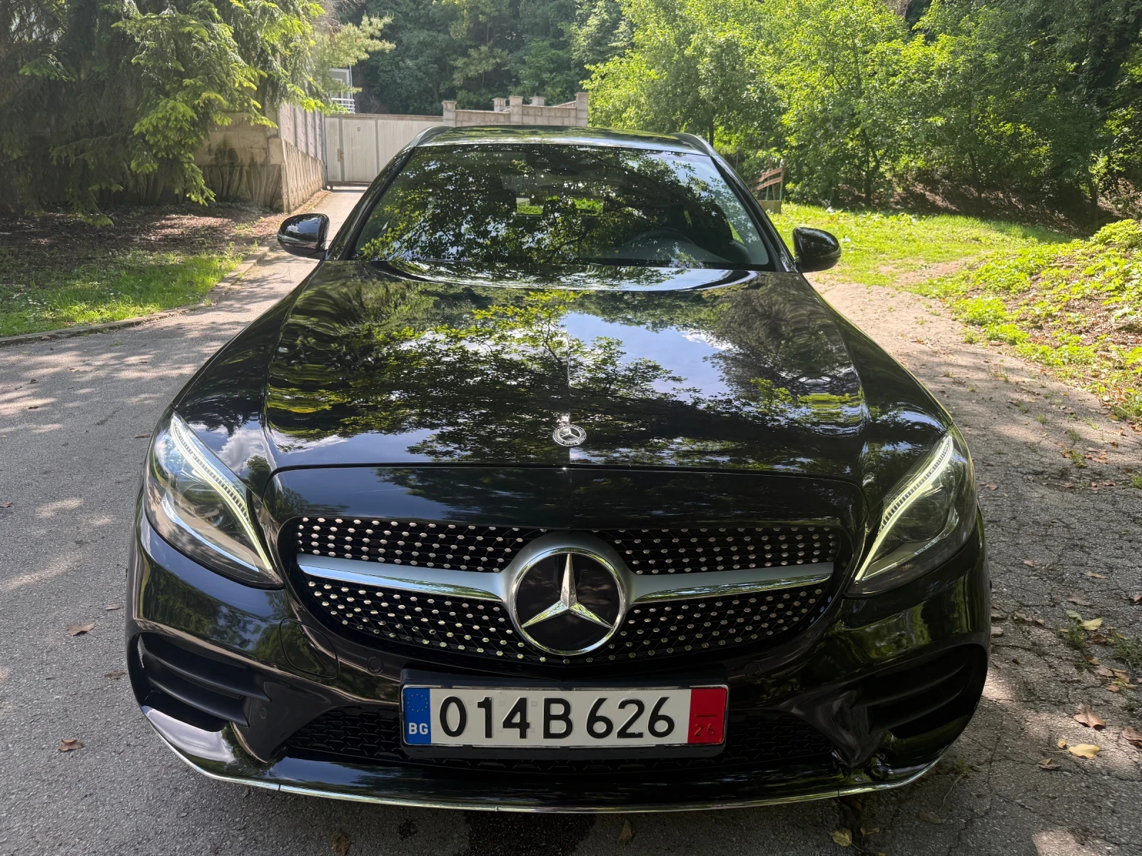 Mercedes-Benz C 220 AMG 4-Matic 9G #DISTR#DigitalCockpit#MULTIBEAM#CAM, снимка 2 - Автомобили и джипове - 54671476